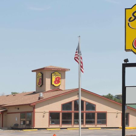 Super 8 By Wyndham Chadron Ne Hotell Exteriör bild