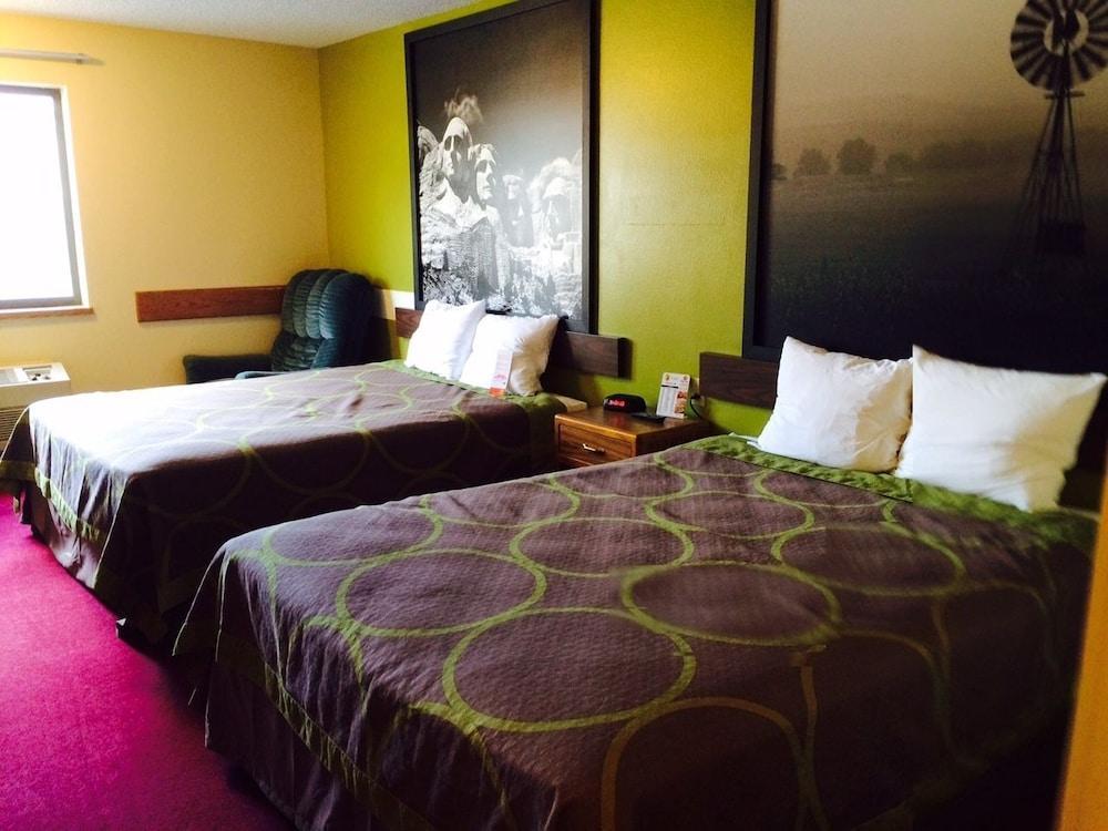Super 8 By Wyndham Chadron Ne Hotell Exteriör bild