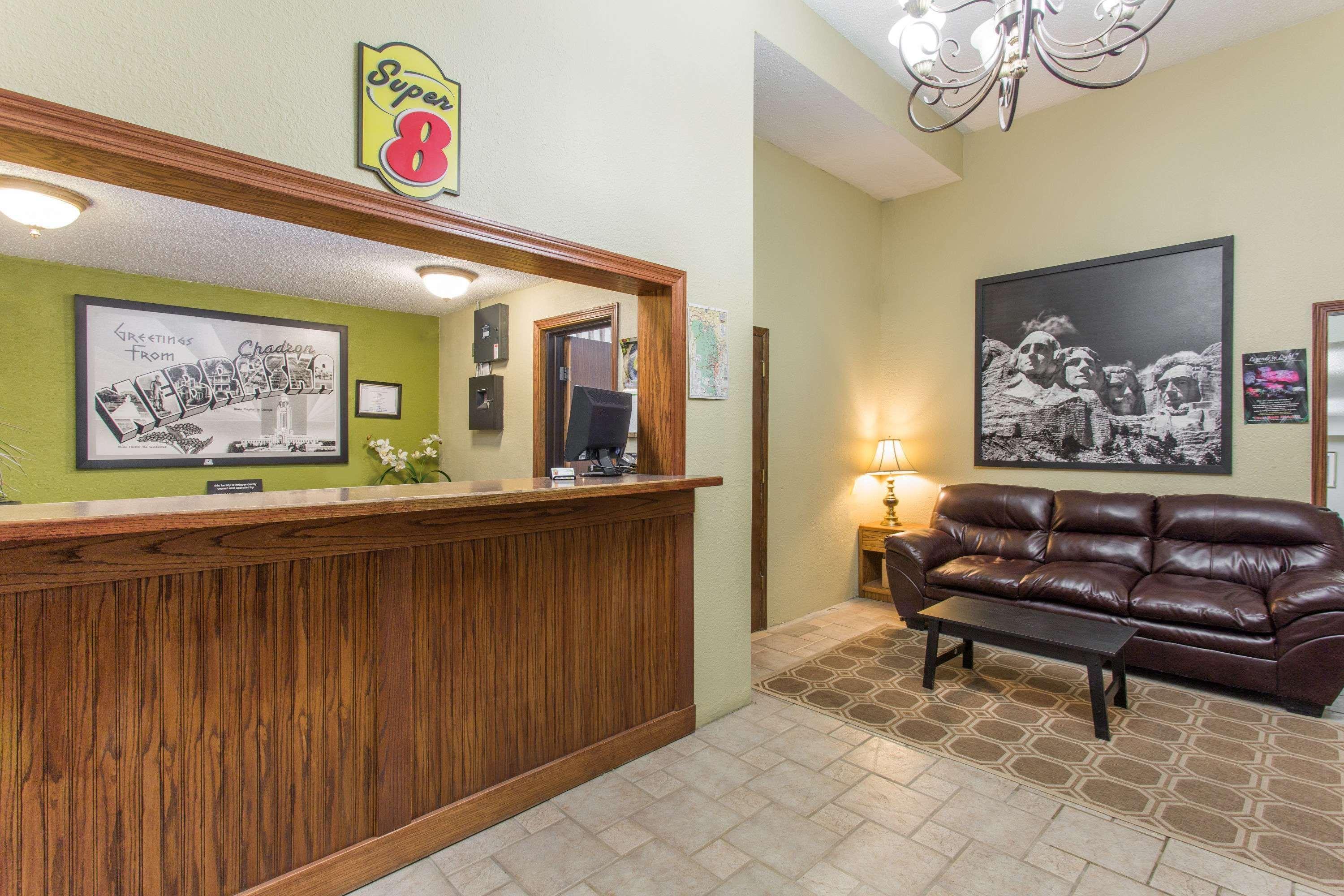 Super 8 By Wyndham Chadron Ne Hotell Exteriör bild