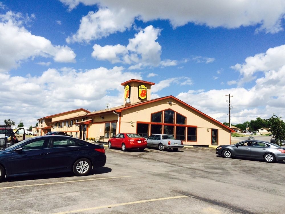 Super 8 By Wyndham Chadron Ne Hotell Exteriör bild