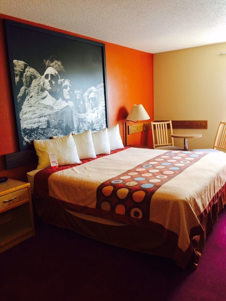 Super 8 By Wyndham Chadron Ne Hotell Exteriör bild
